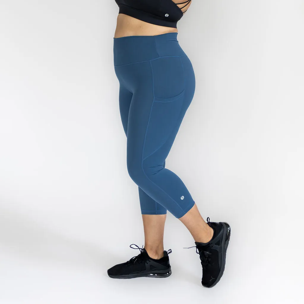 21" Guardian Evolve Capri Leggings - Navy Bloom (Final Sale)