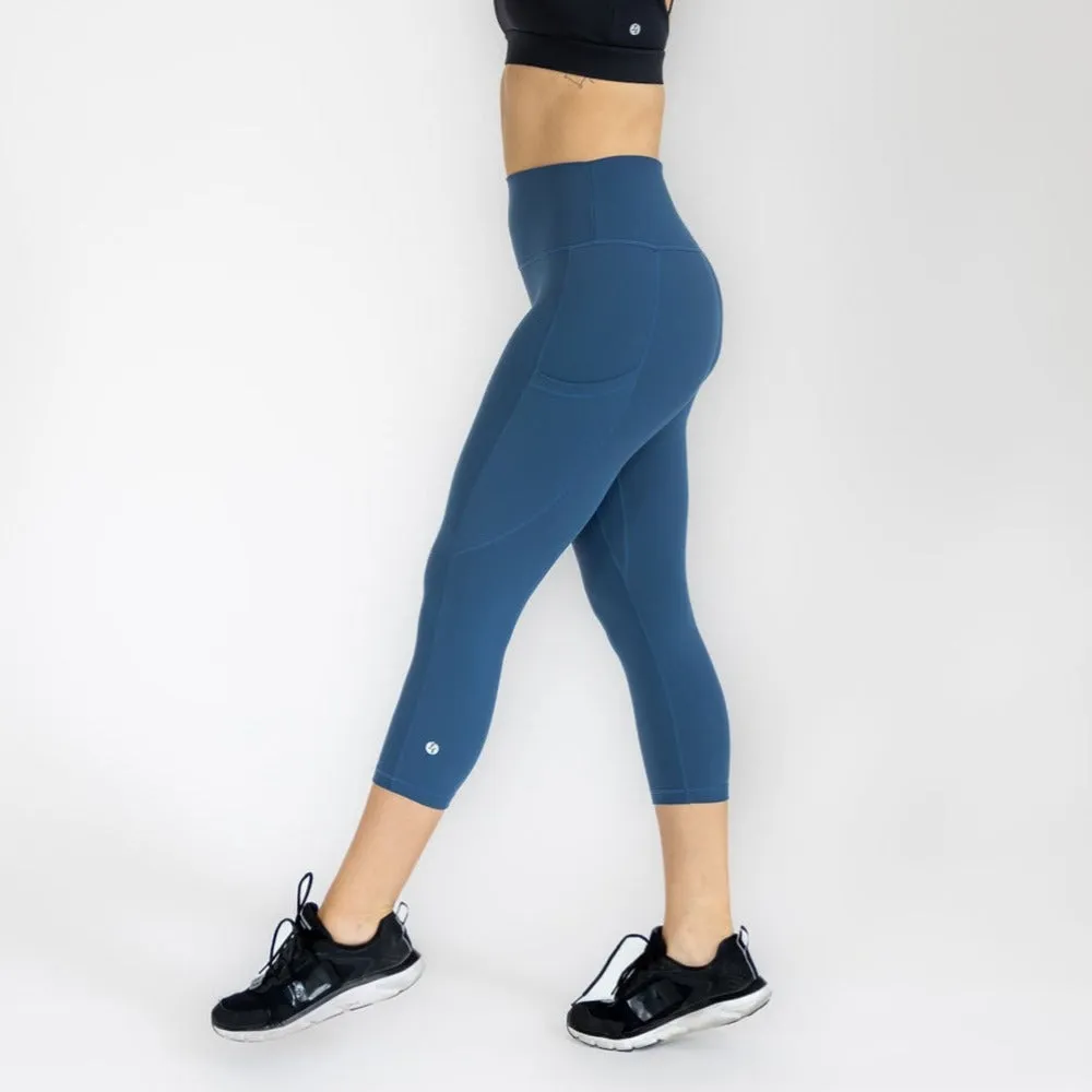 21" Guardian Evolve Capri Leggings - Navy Bloom (Final Sale)