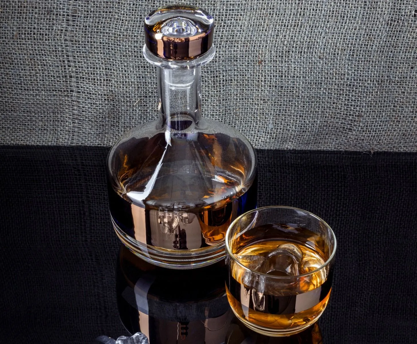 B Tom Dixon Tank copper Whiskey Decanter