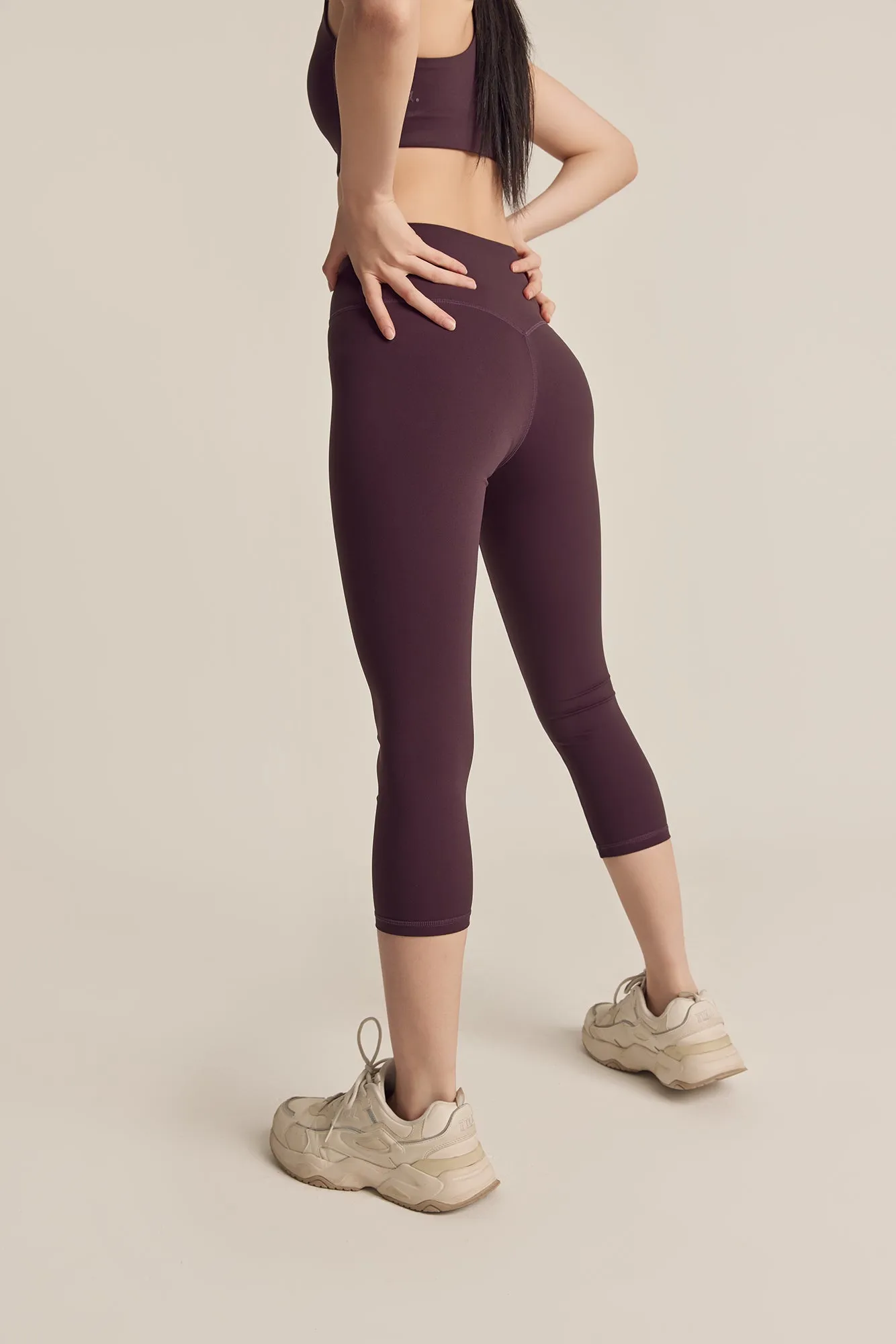 Classic Leggings (Crop 21") in Grape