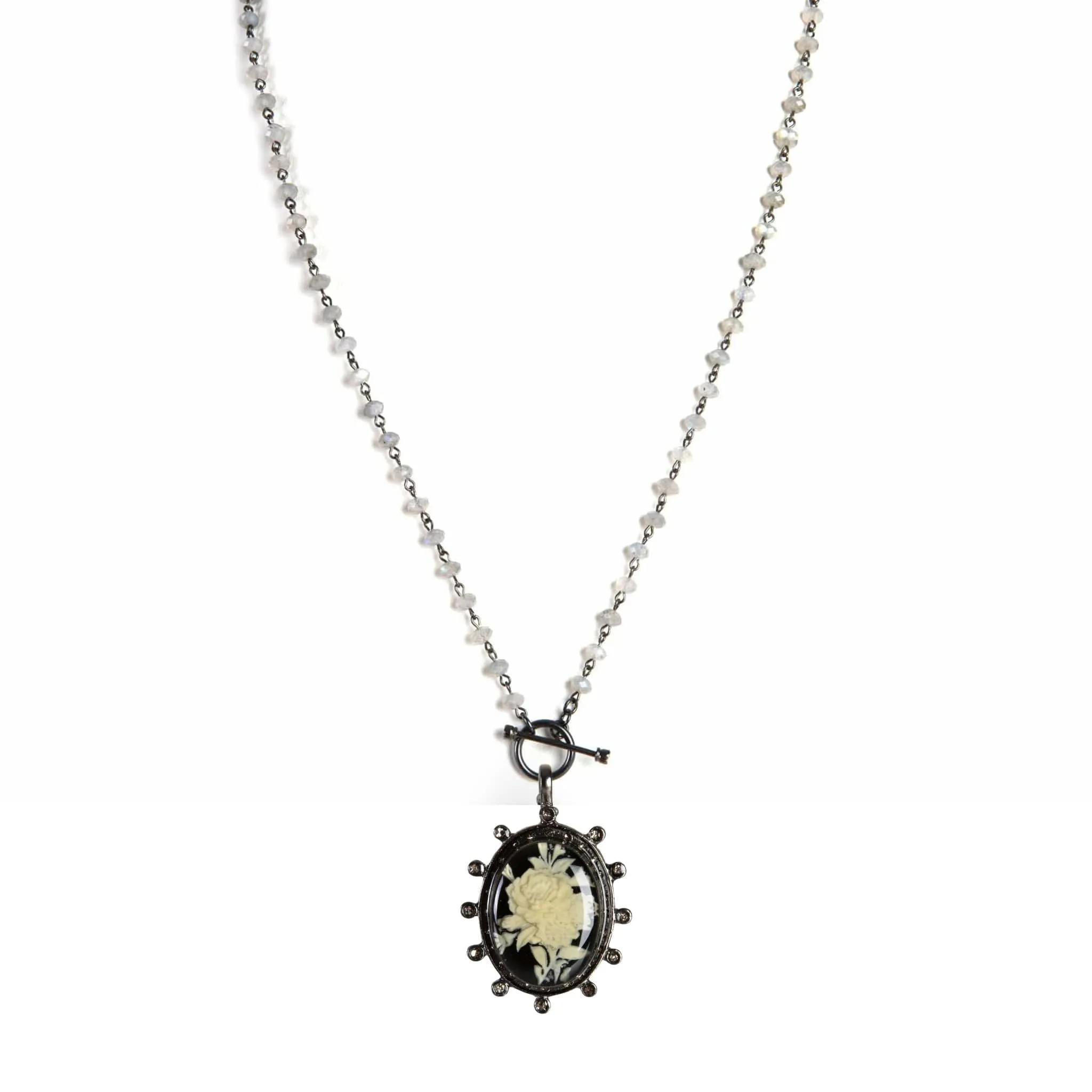 Delfina - 6mm Lux Labradorite - Luxury Medallions