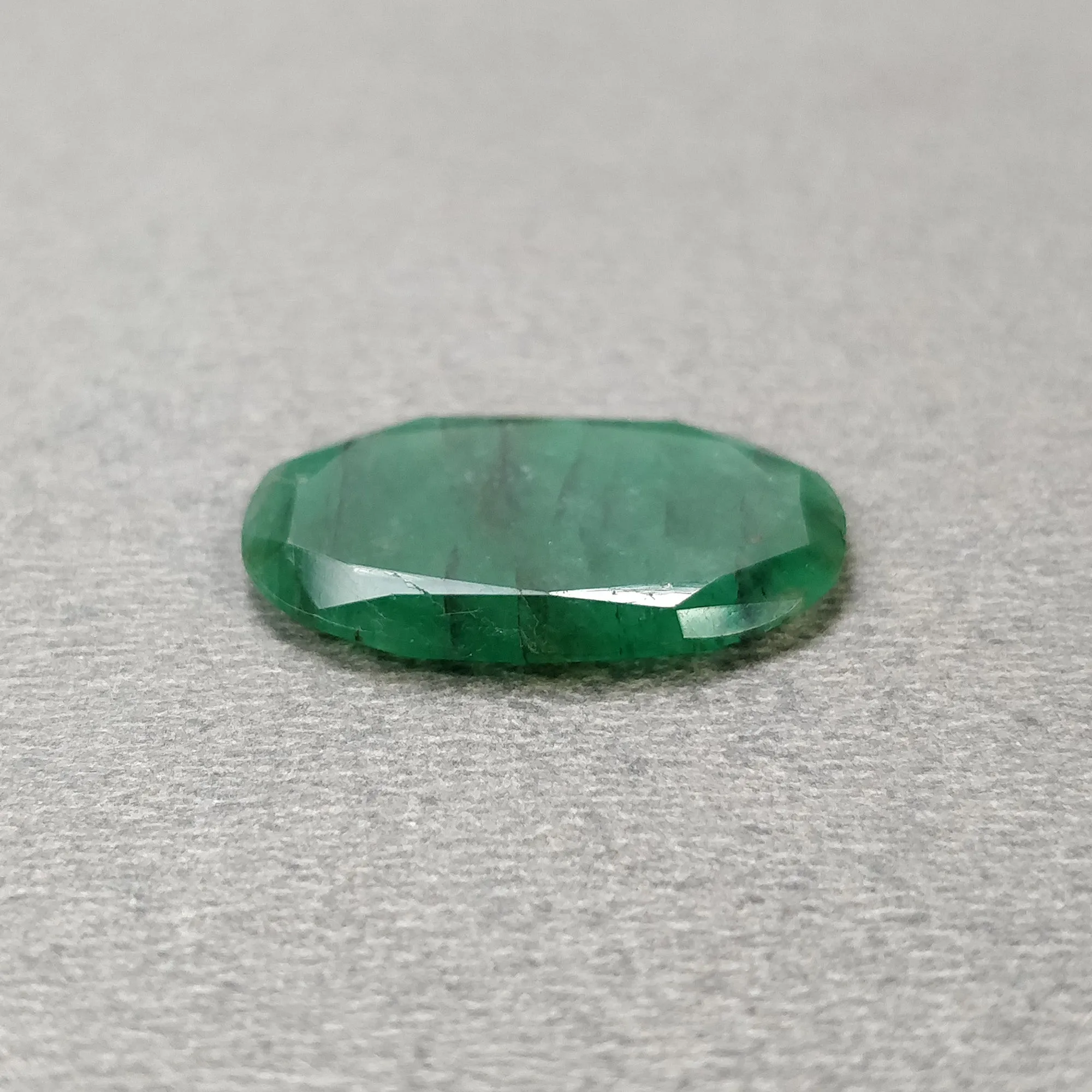 EMERALD Gemstone Normal Cut : 6.50cts Natural Untreated Unheated Green Emerald Oval Shape 21*16mm