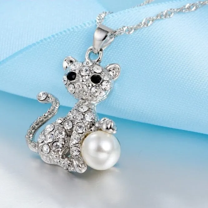 Luxury Austrian Crystal Cat Design Pendant Necklace