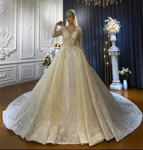 Luxury Beautiful Lace Wedding Gown