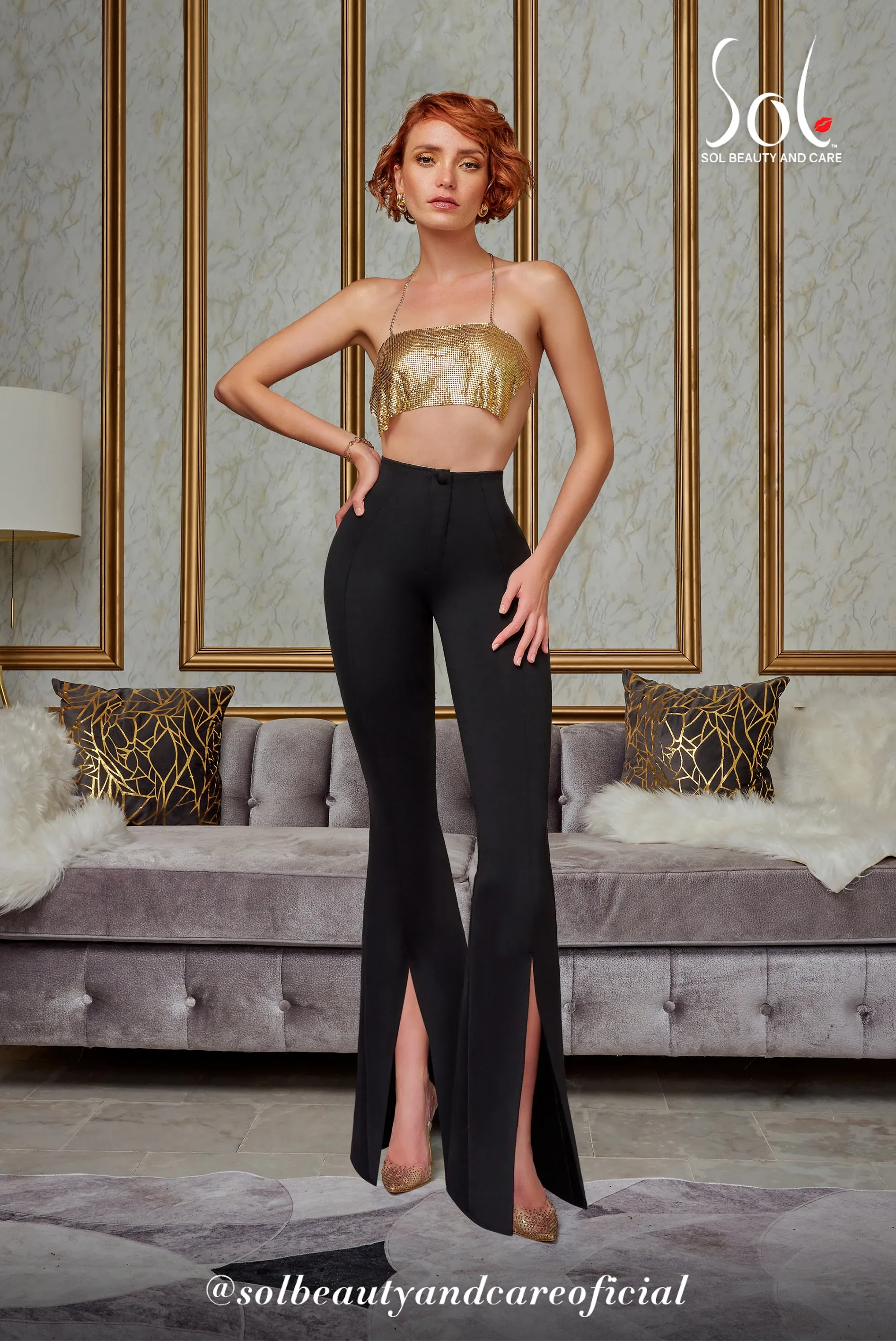 Luxury Booty Center Slit