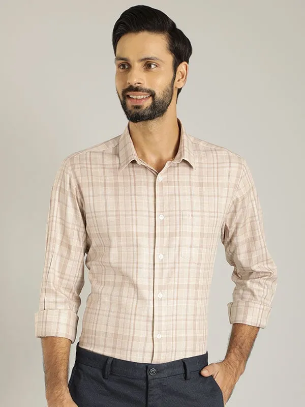 Men Checked Full Sleeve Cotton Blend Shirt