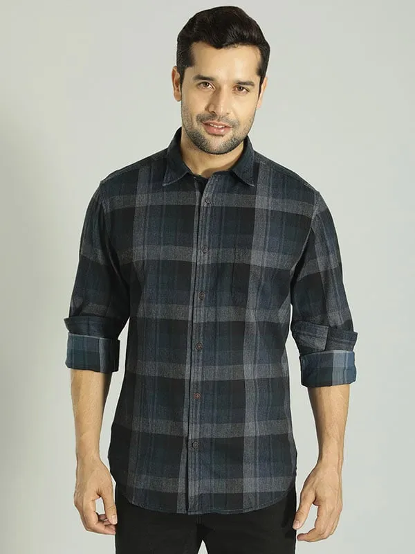 Men Checked Full Sleeve Cotton Shirt