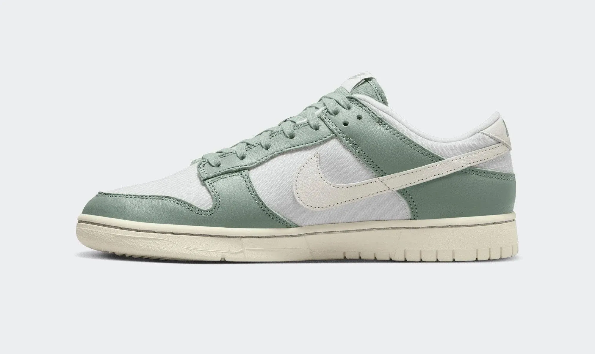 Nike Dunk Low Mica Green