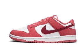 Nike Dunk Low Valentine's Day