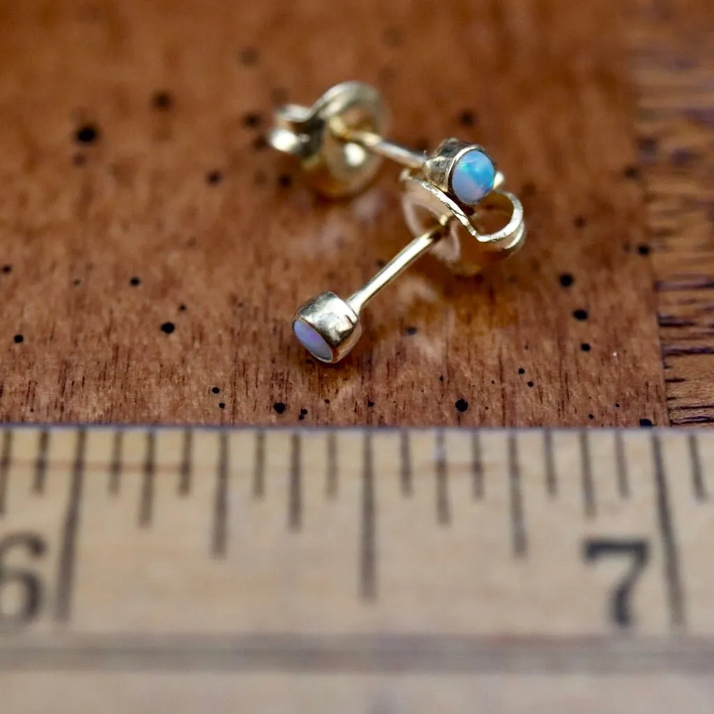 Ohh-la-la Opal Studs