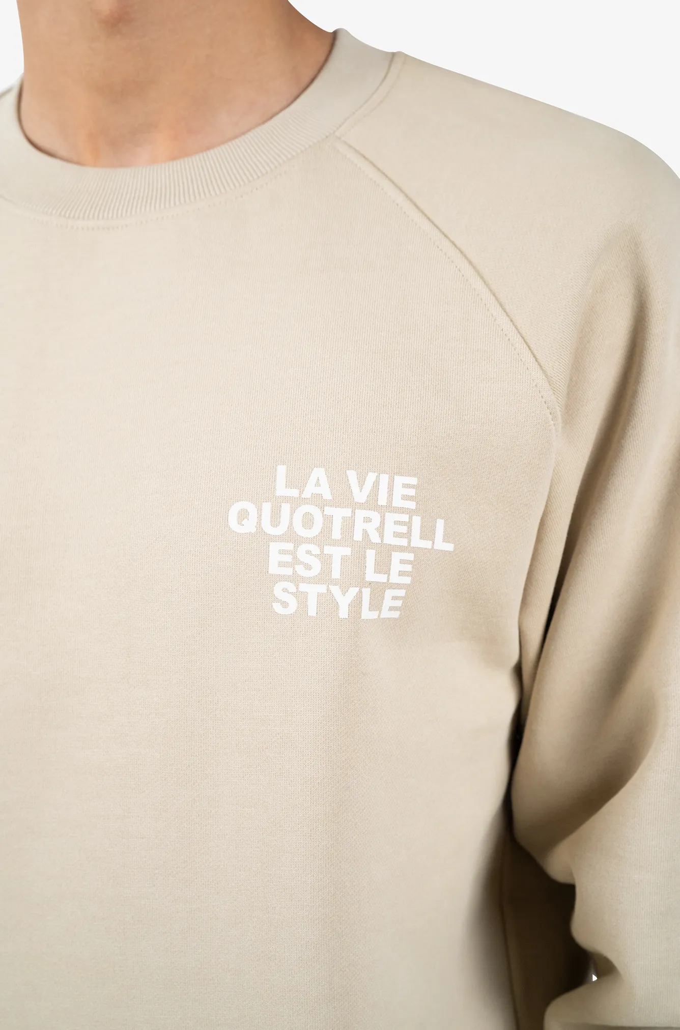 Quotrell La Vie Crewneck