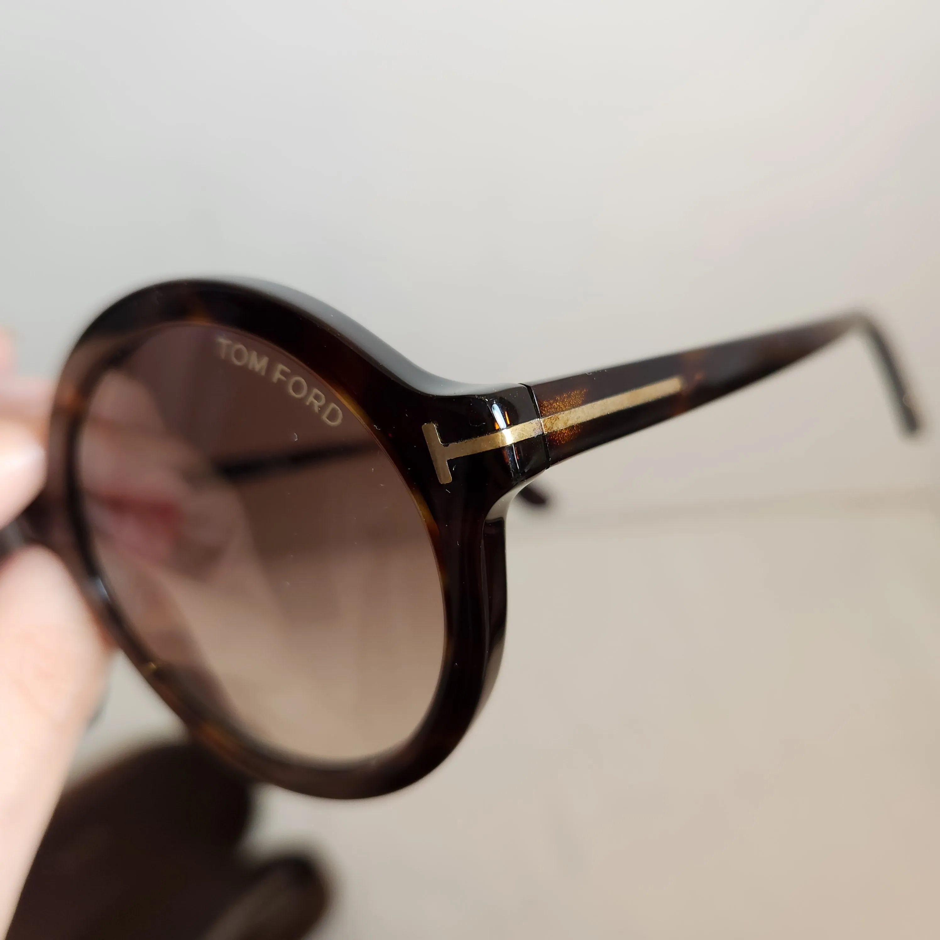 Tom Ford Nicolette TF602 Brown Gradient Round Sunglasses | Gently Used |