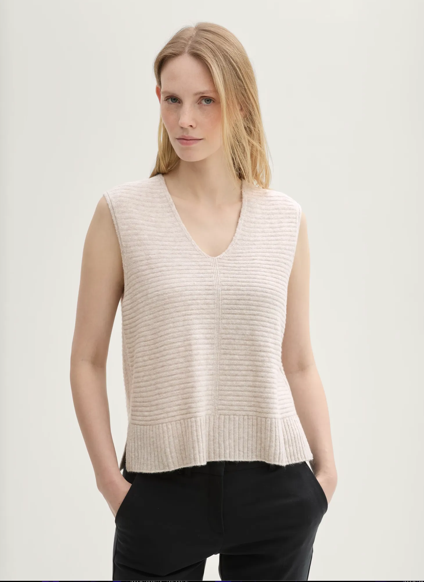 Tom Tailor Knitted V-Neck Sweater in Dusty Beige